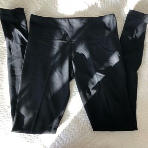 Lululemon Wunder Under legging